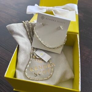 KENDRA SCOTT Juliette SET Stud Earrings Necklace Bracelet Gold bridal prom gift